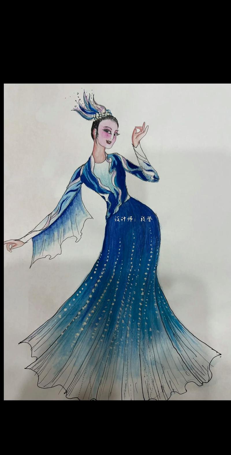合唱团服装选购全攻略：打造最动人的舞台表现